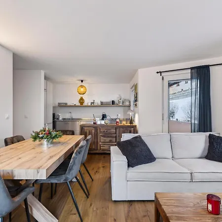 Feriehus Escape House In *